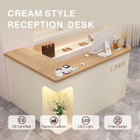 Nouveau bureau de réception en L en bois massif crème moderne 2026, comptoir d'angle de luxe pour salon de beauté avec éclairage LED et rangement