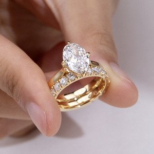 แหวนหมั้นเพชรทรงรีทองคำขาว 18K รุ่น MSR-2200 จาก Messi Jewelry สำหรับผู้หญิง พร้อมวงแหวนเพชรแบบคลาสสิก - Product Image 5