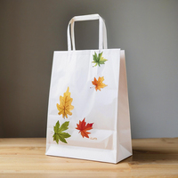 Schwarze Matte Papiertüte mit Individuellem Logo in Goldfolie für Herrenparfüm, Kleine Quadratische Tasche mit Griffen in Öko-Qualität