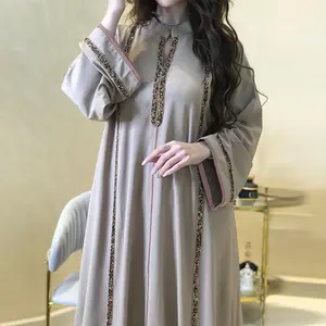 2024 Thêu Abaya Dubai Thổ Nhĩ Kỳ Truyền Thống Hồi Giáo Váy Kaftan Hồi Giáo Quần Áo Ấn Độ Ăn Mặc Vetements Dân Tộc