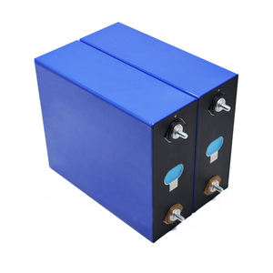 새로운 블레이드 A 학년 Lifepo4 배터리 셀 <span class=keywords><strong>3</strong></span>.3v 고속 출력 135ah 138ah 184ah <span class=keywords><strong>3</strong></span>.2v 블레이드 리튬 이온 금속 리튬 이온 셀 배터리 - Product Image 2