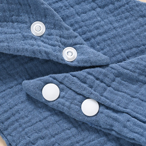 Bavoir triangulaire en gaze à quatre couches, bavoir en pur coton pour bébé, couleur unie, pour nourrissons et tout-petits de 1 à 3 ans - Product Image 2