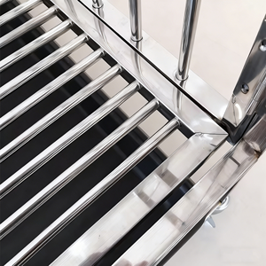 อุปกรณ์สัตวแพทย์ คอกสุนัขพับได้แบบพกพา พร้อมผิวสัมผัสสแตนเลสและระบบปิดด้วยกระดุมเพื่อการติดตั้งง่าย - Product Image 4