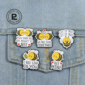 Divertidos Pins Esmaltados con Citas en Español, Chapado en Níquel Negro, Broche Diario, Joyería para Solapa con Diseño Atractivo, Regalos - Product Image 1
