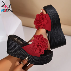 Sandales à talons rouges à fleurs pour femmes 2025 – Nouvelles tongs grande taille avec fonction lumineuse douce, parfaites pour la plage en été et au printemps - Product Image 3
