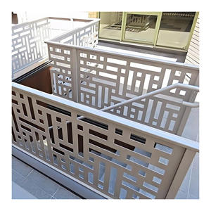 Planches découpées au laser pour balcon extérieur Clôture de jardin Système de garde-corps modulaire en aluminium découpé au laser CNC personnalisé - Product Image 1