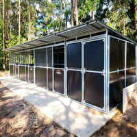 Écuries portables pour chevaux, boxes extérieurs portables, façades de boxes portables, boxes à louer