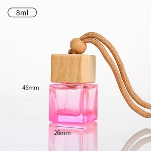 Asılabilir Araba Kokusu Difüzörü 8ml Şeffaf Kare Boş Cam Şişe Ahşap Vidalı Kapaklı Doldurulabilir Parfüm Dağıtıcısı - Product Image 5