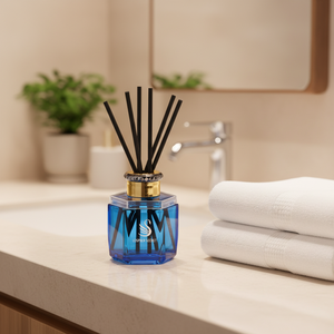 โรงงานผลิตน้ำหอมปรับอากาศแบบไร้เปลวไฟในขวดแก้ว กลิ่นหอมติดทนนาน - Product Image 1