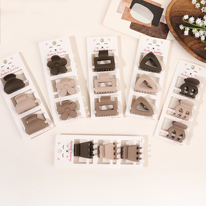 ชุดกิ๊บหนีบผมสีนู้ดเนื้อแมทลายดอกไม้ขนาดเล็กน่ารักสำหรับผู้หญิงทำจากเรซิ่นพลาสติก - Product Image 4