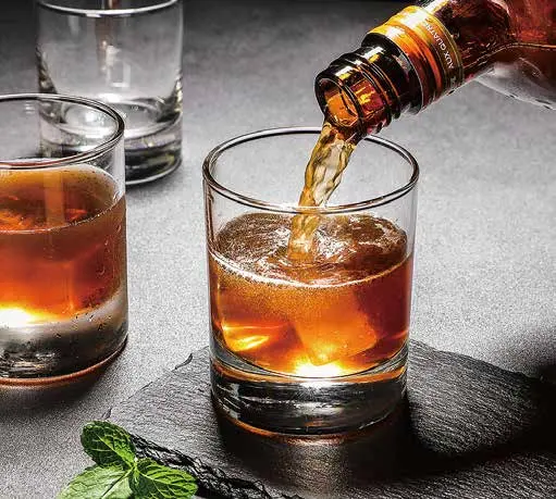 Ly whisky cốc cốc Cocktail tùy chỉnh ly thủy tinh Đá Pha Lê Thanh Châu Âu bên trong suốt máy ép ly whisky