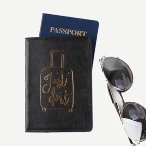 Porta Tarjetas de Crédito y Pasaporte Original con Estampado Animal, Sin Cierre, con Certificado de Autenticidad, 50 mm, 40 g - Product Image 5