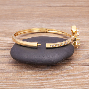 Pulsera de Estrella de Latón Chapado en Oro de 18K con Circonita Cúbica al por Mayor, Colección de Joyería de Lujo para Mujer, Brazalete de Moda - Product Image 3