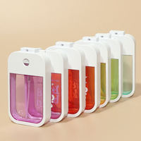 Flacon pulvérisateur de désinfectant pour carte de crédit de 45 ml, vente chaude, logo personnalisé, flacon pulvérisateur de poche en plastique PETG pour parfum, cadeaux promotionnels
