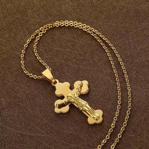 Croix Jésus <span class=keywords><strong>Crucifixion</strong></span> 18K plaqué or étanche Non ternir pendentif en acier inoxydable bijoux de mode colliers mâle homme hommes - Product Image 2