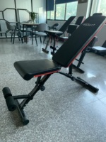 Banc de musculation multifonctionnel réglable pour abdominaux et entraînement de fitness – Nouveauté 2026 en promotion