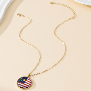 Collier pendentif drapeau national pour homme Cabochon dôme en cristal bijoux drapeau du monde chaîne à maillons noirs alliage symbole chrétien pour cadeau - Product Image 5