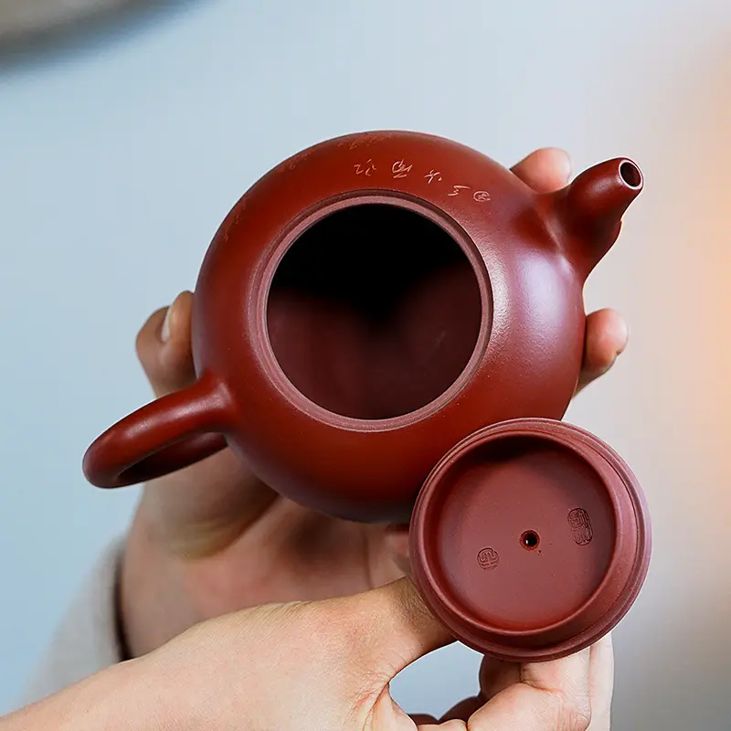 personalized tea pot purple clay teapots wholesale classic teapot porcelain yixing zisha teapot