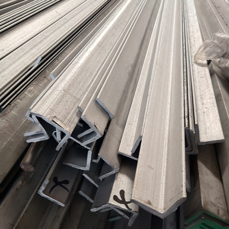 150 x 150 x 15 Steel Angle Iron 150 x 150 x 15 Steel Angle Iron