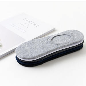 Jingwen OEM Calcetines Por Mayor calzini alla caviglia invisibili da uomo in cotone più economici personalizzati No Show - Product Image 3