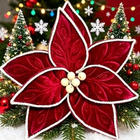Vintage Ausgebleichte Weihnachtsblumen in Gedämpften Tönen Weihnachtsstern für Rustikale Dekoration