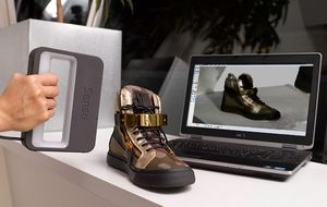 เครื่องสแกน 3 มิติแบบพกพา SENSE 2 เครื่องสแกนมือถือ 3 มิติ หลายสี สำหรับสแกนร่างกายมนุษย์ ผลิตโดย 3d Systems - Product Image 4