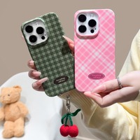 Nouvelle coque de téléphone en film rigide à motif écossais avec grande ouverture pour appareil photo pour iPhone 18 Pro Max 17 16 15 14, protection antichoc