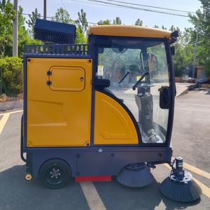 Barredora <span class=keywords><strong>de</strong></span> Calles Totalmente Cerrada, Operada con Batería, Aspiradora <span class=keywords><strong>de</strong></span> Calles, <span class=keywords><strong>Escoba</strong></span> para Pisos con Pistola <span class=keywords><strong>de</strong></span> Niebla - Product Image 3