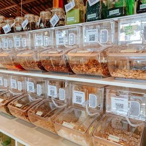 حاوية تخزين حلوى الأرز، صناديق حلوى الحبوب، حاويات مزودة بمغرفة للمكسرات والحبوب للبيع - Product Image 1