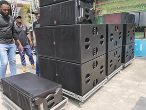 Subwoofer Amplificado Doble de 18 Pulgadas y 4000W LA-218A, Altavoz de <span class=keywords><strong>Bajos</strong></span> de Madera Resistente al Agua <span class=keywords><strong>para</strong></span> Eventos al Aire Libre - Product Image 3