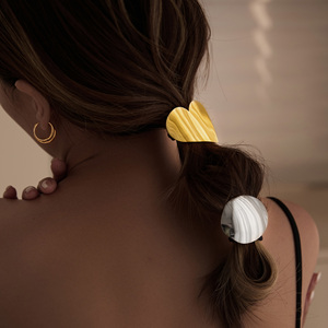 Dazan Nouveauté HOT Plaqué or 18 carats Acier inoxydable Vintage français Haute qualité Brillant Accessoires pour cheveux en forme de disque pour cadeau de <span class=keywords><strong>maman</strong></span> Bijoux de ville - Product Image 3