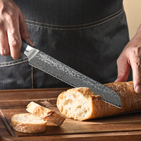 Couteau à pain et à gâteau dentelé de 8 pouces en acier Damas VG10 avec manche en bois Pakka – Couteau de cuisine professionnel