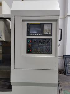 Centre d'usinage compact et puissant LMV1000, Fraiseuse CNC, Broche BT40 11kW 10000 tr/min avec porte-outils Umbrella 24, Prêt à être expédié - Product Image 2