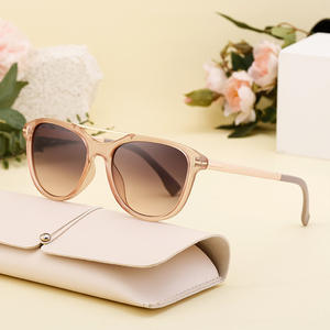 Gafas de sol elegantes con forma de ojo de gato para mujer, protección UV400, montura de PC, gafas de sol de clase 2, gafas de estilo callejero a la moda - Product Image 1