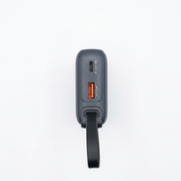 Batterie externe portable 10000 mAh grande capacité avec charge rapide PD45W, câble intégré, affichage de puissance TFT et prise en charge du mode de charge au goutte-à-goutte