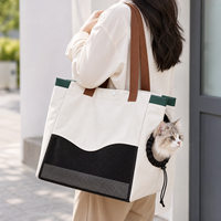 Sac de transport en tissu élégant, léger et portable pour chats et chiens ; un sac à main chic et minimaliste avec fermeture à bouton.