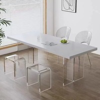 Französischer Cremefarbener Acryl-Esstisch mit Delifeng-Steineffekt - Ein Stilvoller Esstisch für Zuhause