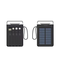 Batterie solaire portable 10000mAh avec câbles intégrés 4-en-1 USB-A USB-C Micro, lampe torche LED, chargeur portable pour smartphone et tablette