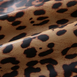 2024 moda di alta qualità <span class=keywords><strong>in</strong></span> vera <span class=keywords><strong>pelle</strong></span> <span class=keywords><strong>in</strong></span> vera <span class=keywords><strong>pelle</strong></span> <span class=keywords><strong>Trench</strong></span> Overcoat cintura lungo cappotto di <span class=keywords><strong>pelle</strong></span> di pecora per le donne - Product Image 5