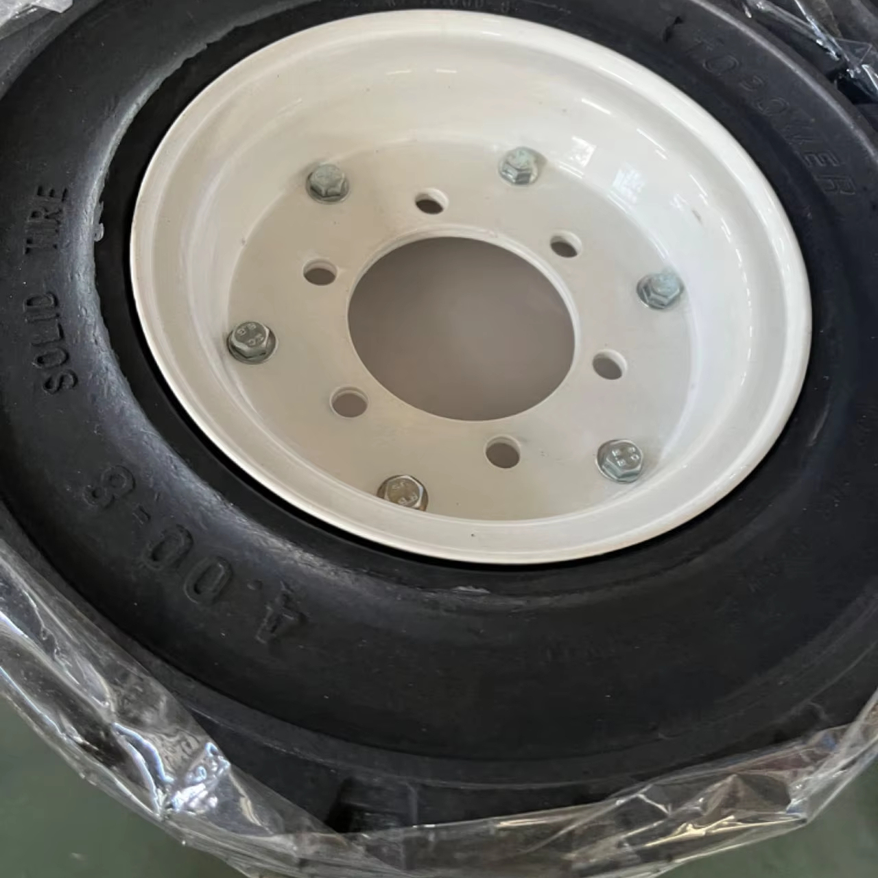 Durable High Performance Airport Solid Trailer Tires 4.00-8 400 8 3.00 2.50  for Airport Trailers Small Airless  with Rim Ok