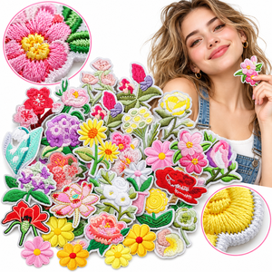 Lot de patchs floraux en gros : Rose, Marguerite, Tournesol, Tulipe, Œillet, Lotus – Appliques brodées à thermocoller pour décoration DIY - Product Image 1