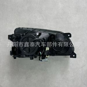Luz Trasera Multifunción Hino 500 Izquierda Derecha con Motor 12V, Sistema de Iluminación para Camiones - Product Image 1