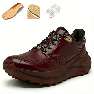 Chaussures de sport décontractées en cuir véritable à bout large, personnalisables OEM, respirantes et perforées, idéales pour la course pieds nus et le travail au bureau - Product Image 3