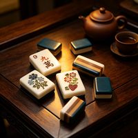 Jeu de Mahjong américain de luxe personnalisé en résine gaufrée double couche bleu foncé, or gingembre, motif floral fraise, avec tuiles de comptage