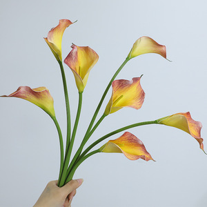 Fleur artificielle de lys calla à tige unique en soie, haute simulation, pour décoration de mariage, style minimaliste - Product Image 4