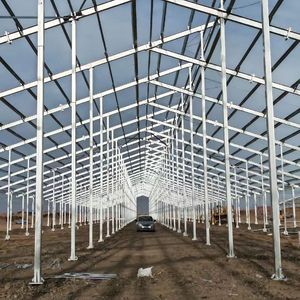 Structure en acier préfabriquée durable et au design moderne <span class=keywords><strong>pour</strong></span> entrepôt à bétail, ferme et hangar à vaches - Product Image 5