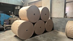 2025 Evaporative Cooling Pad Cellulose Corrugated <b>Paper</b> Farm Honey Comb <b>Filter</b> Air Cooling System - Product Image 3