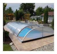 Cubierta Automática Plegable para Piscina con Paneles de Vidrio Aislantes y Apertura por Control Remoto para un Fácil Mantenimiento