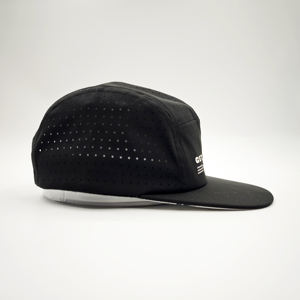 Casquette de sport d'extérieur imperméable en coton 100% à 5 panneaux en maille avec cordon de serrage, fermeture snapback et design triangulaire perforé au laser - Product Image 6