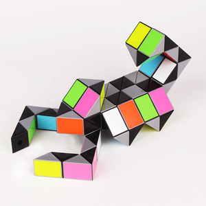 Regla Mágica Yuxin de 24 Secciones, Rompecabezas Flexible y Colorido para Adolescentes, Juguete Educativo para Estimular el Cerebro - Product Image 2